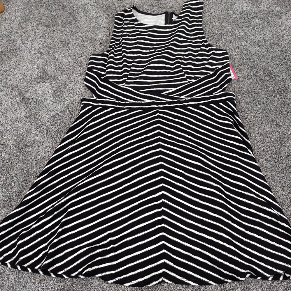 New cutout dress